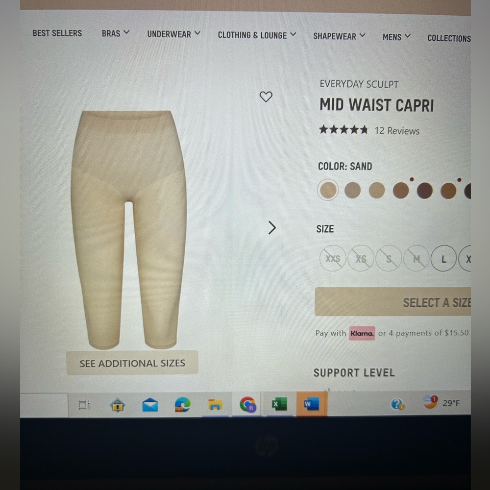 NEVER WORN Skims mid waist capri, everyday sculpt. Support level is Mild.